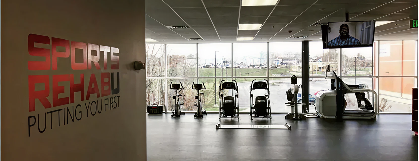 Sports rehab facility with exercise equipment